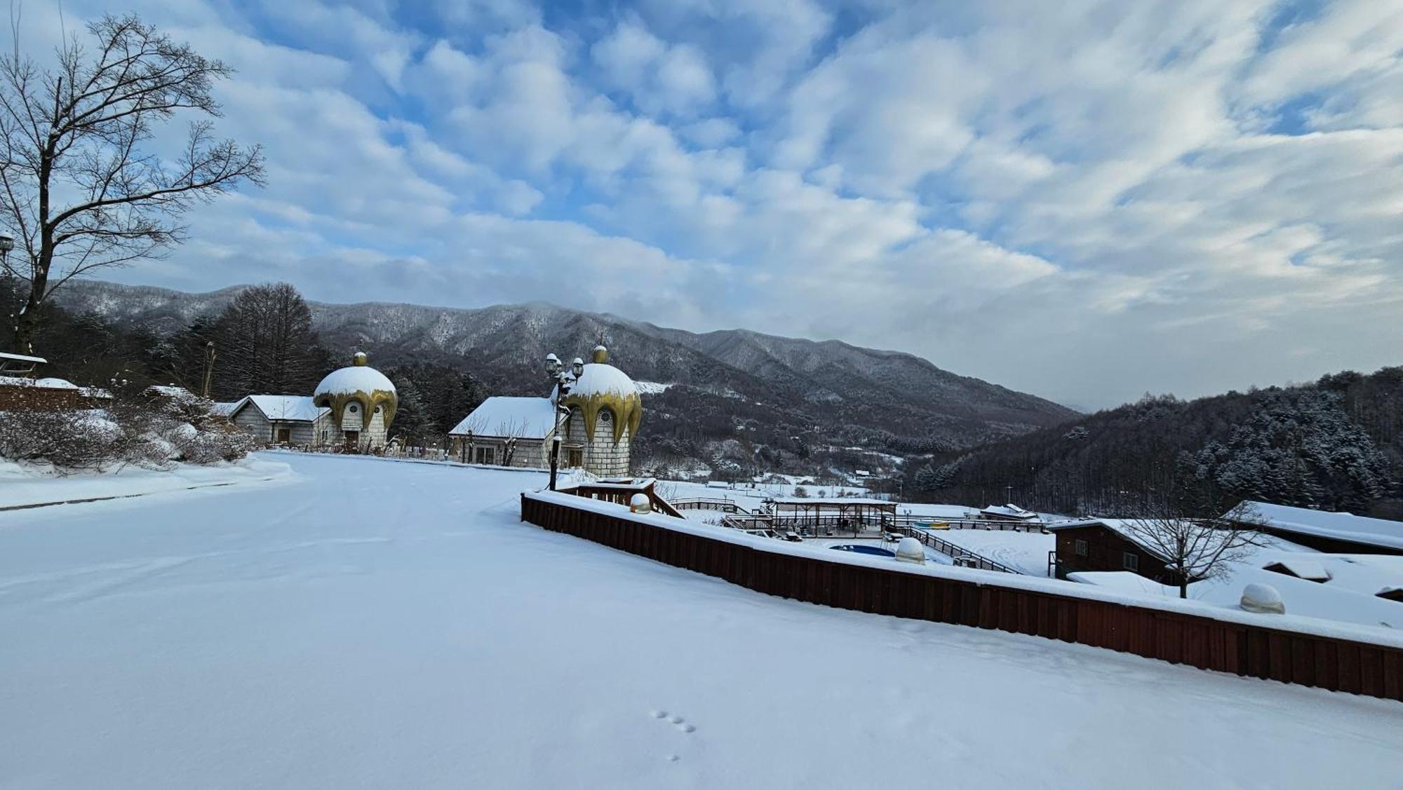 Elf Resort Hotel Pyeongchang Extérieur photo